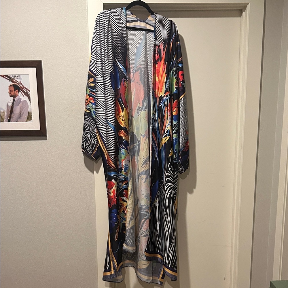 Elegant Multicolor Women's Cape